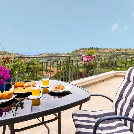 Granatelli فندق مبيت وإفطار ألتافيلا ميليتشا